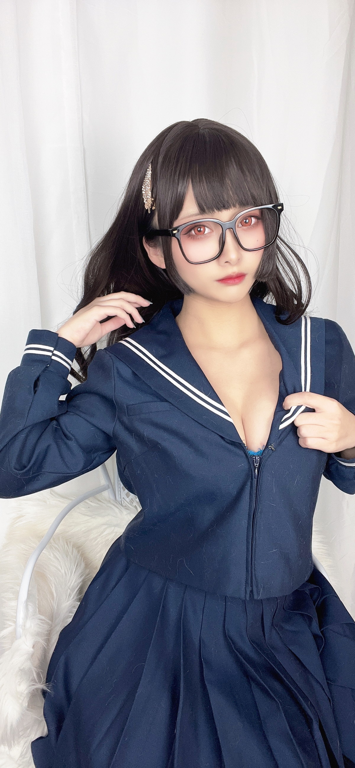 Xgyw.Net_动漫博主洛璃LoLiSAMA漫画主题私房脱学生制服露性感蕾丝内衣丰满诱惑写真113P