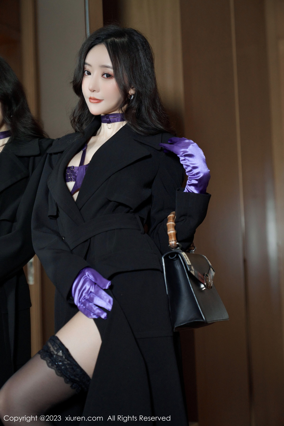 Xgyw.Net_XiuRen第6078期_女神王馨瑶yanni脱黑色外衣露紫色情趣内衣秀完美身材诱惑写真76P