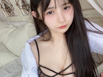 网络青春美女桜井宁宁小护士主题私人半脱露黑色蕾丝内衣配黑色丝袜吊袜迷人骚扰写真36P