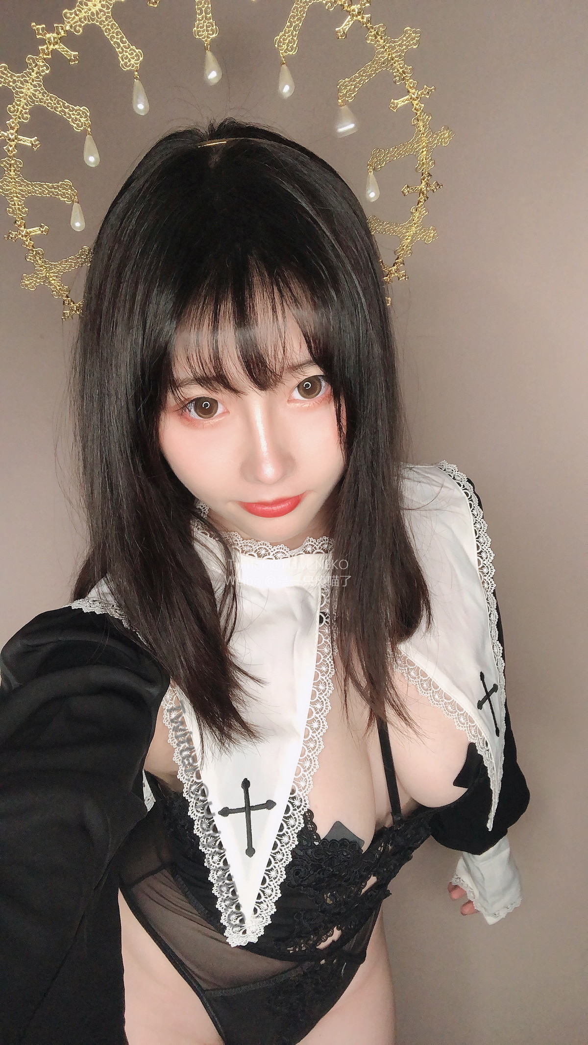 Xgyw.Net_Coser美女是一只废喵了09月图集主题性感女仆装 黑色修女服饰秀豪乳诱惑写真35P