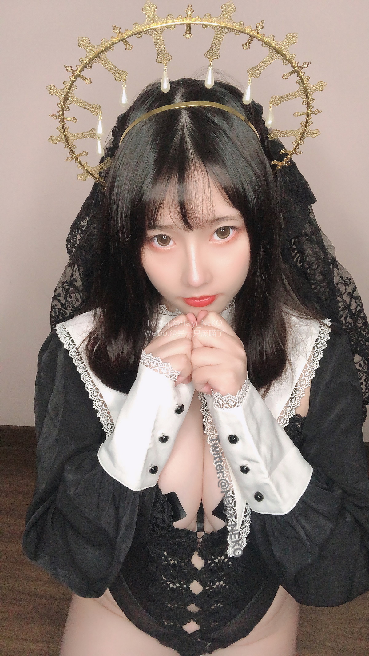 Xgyw.Net_Coser美女是一只废喵了09月图集主题性感女仆装 黑色修女服饰秀豪乳诱惑写真35P