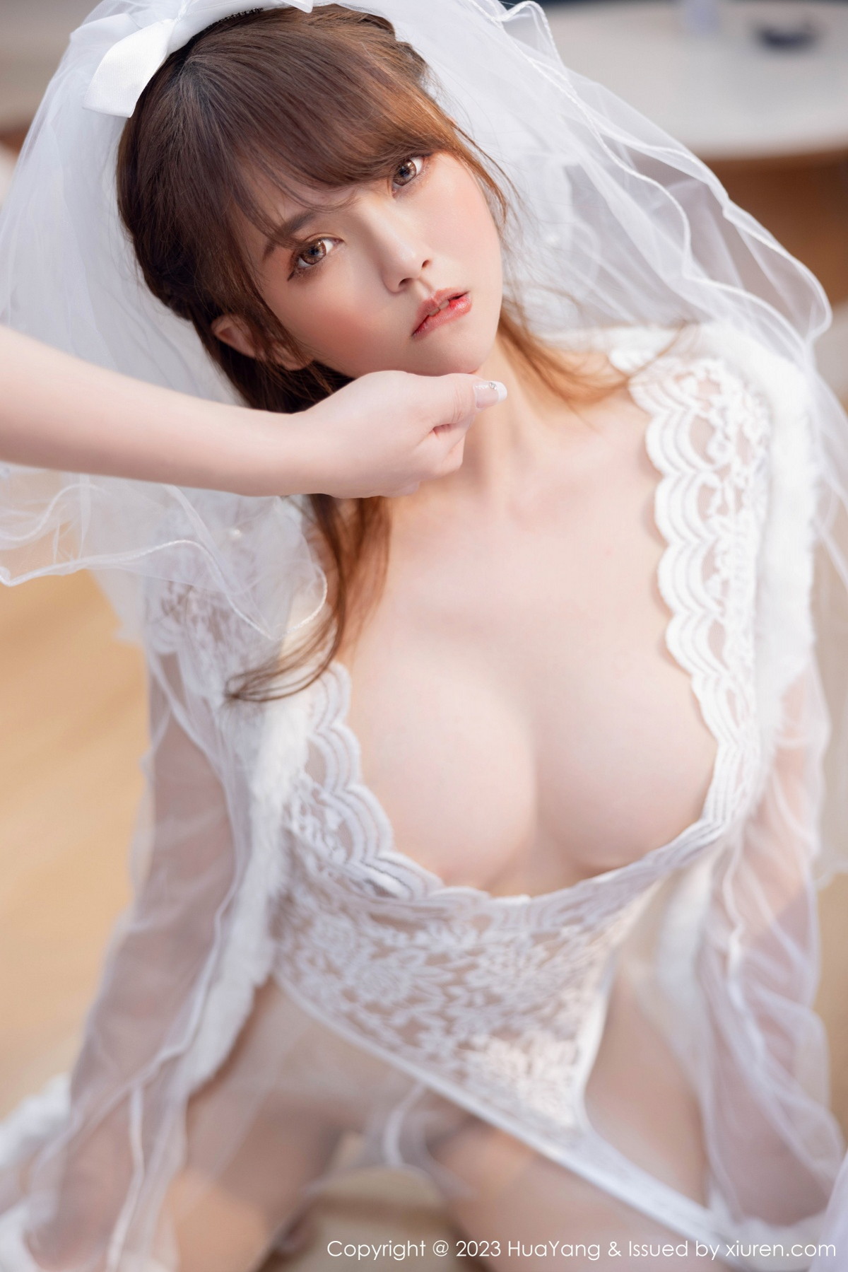 Xgyw.Net_[HuaYang花漾]Vol.524_模特张思允Nice私房性感白色薄透婚纱配无内白丝惹火诱惑写真63P