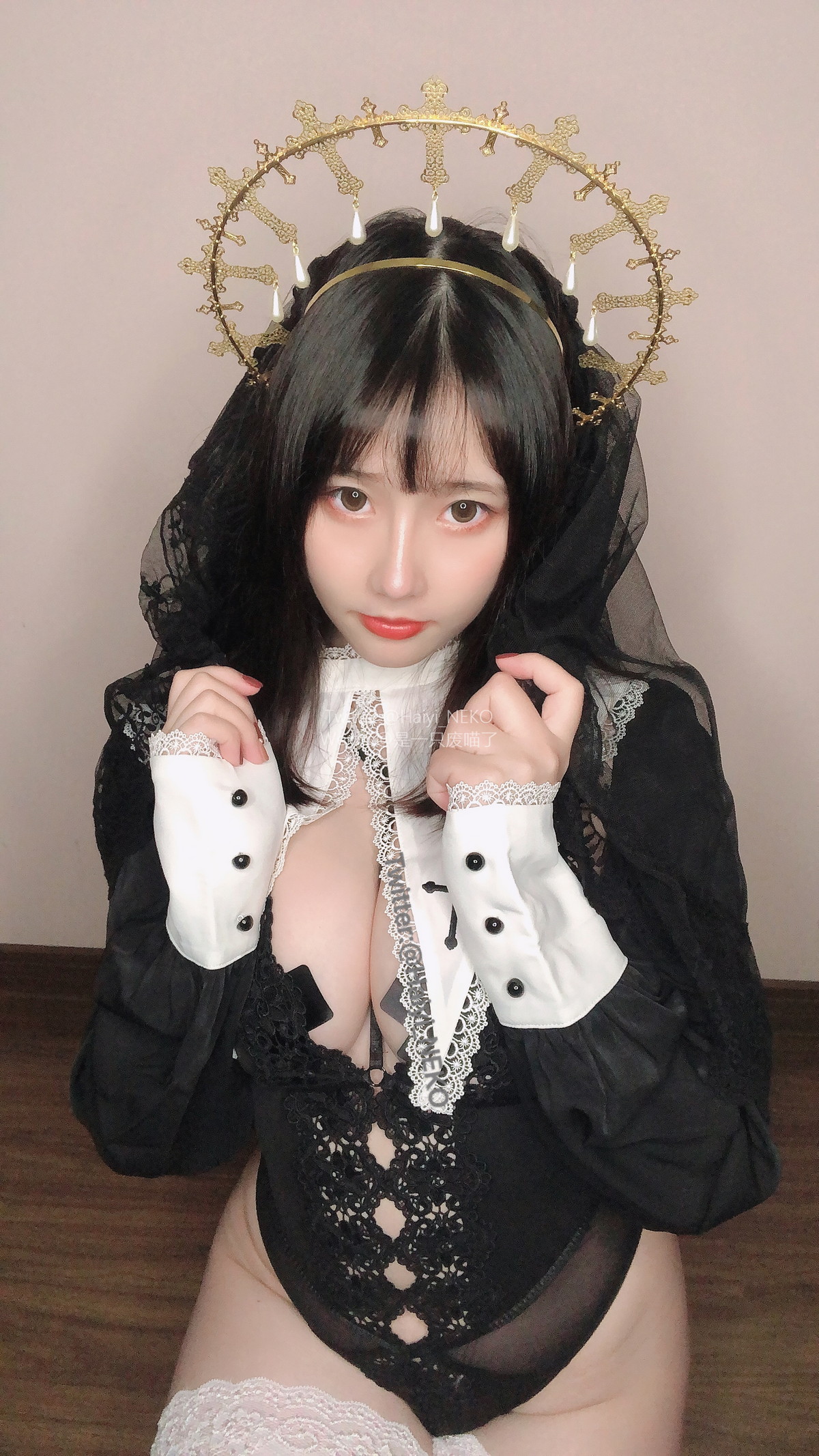 Xgyw.Net_Coser美女是一只废喵了09月图集主题性感女仆装 黑色修女服饰秀豪乳诱惑写真35P