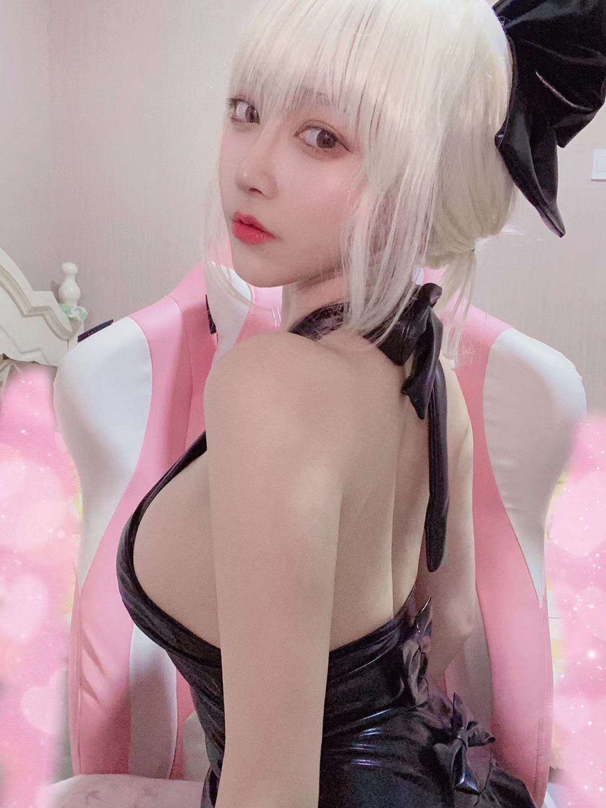 Xgyw.Net_人气Coser啾小妍合集主题私房性感服饰系列秀完美身材翘臀美腿迷人诱惑写真328P