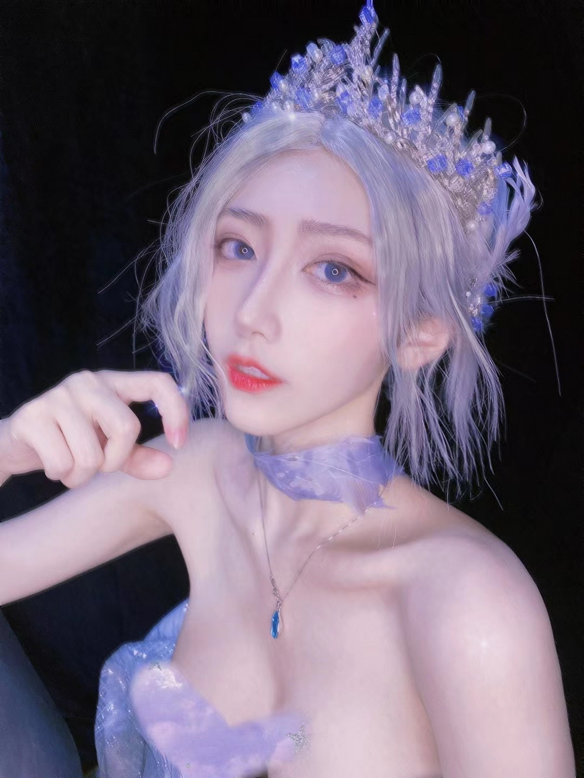 Xgyw.Net_人气Coser啾小妍合集主题私房性感服饰系列秀完美身材翘臀美腿迷人诱惑写真328P