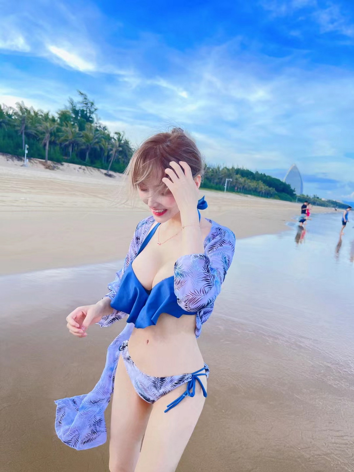 Xgyw.Net_人气Coser啾小妍合集主题私房性感服饰系列秀完美身材翘臀美腿迷人诱惑写真328P