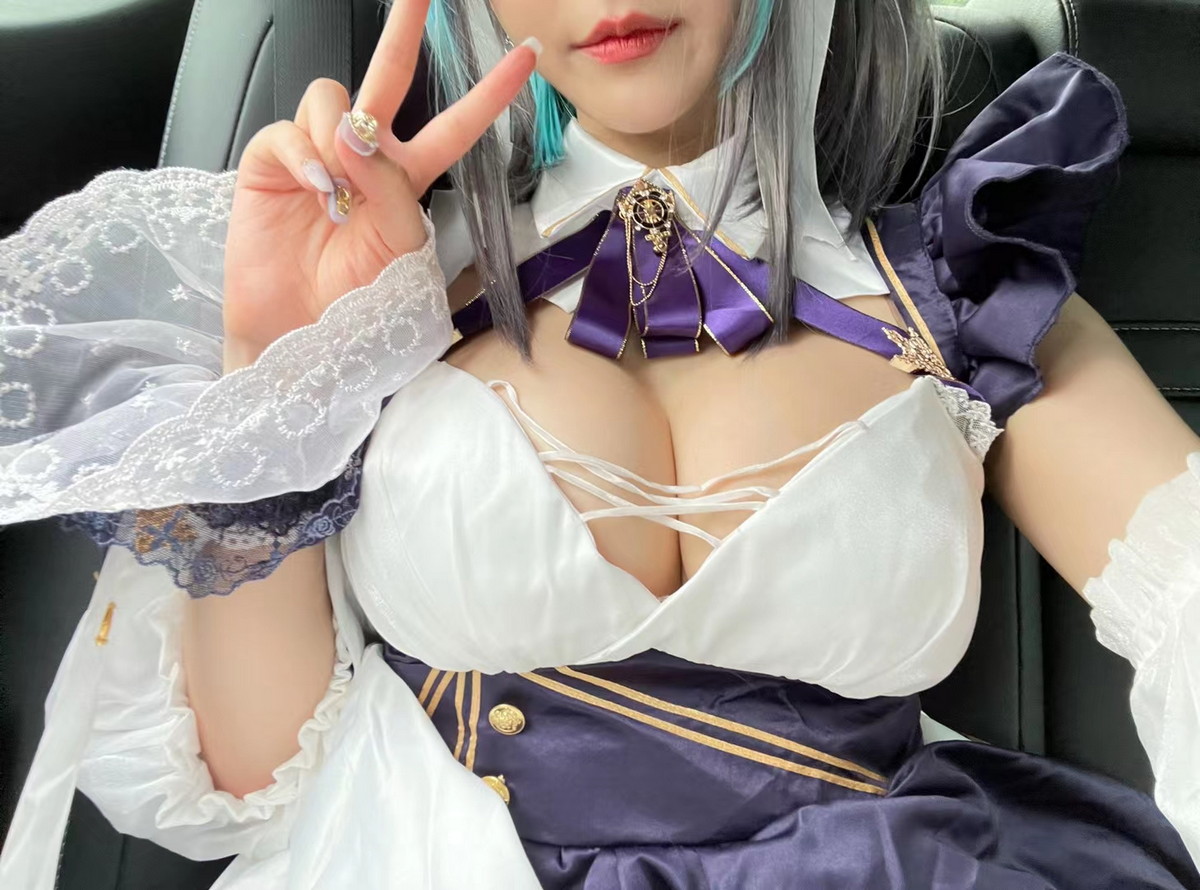 Xgyw.Net_人气Coser啾小妍合集主题私房性感服饰系列秀完美身材翘臀美腿迷人诱惑写真328P