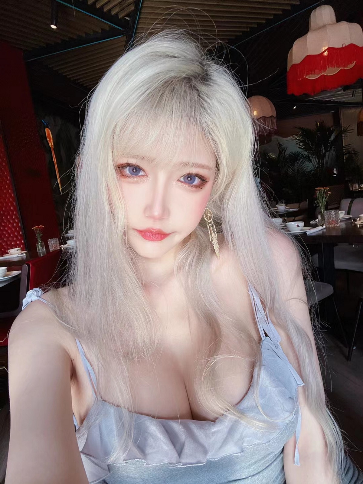 Xgyw.Net_人气Coser啾小妍合集主题私房性感服饰系列秀完美身材翘臀美腿迷人诱惑写真328P