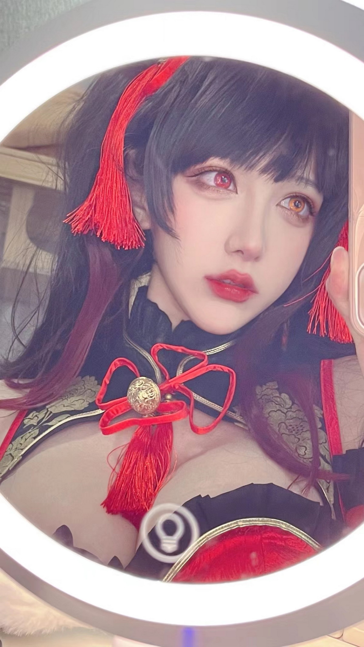 Xgyw.Net_人气Coser啾小妍合集主题私房性感服饰系列秀完美身材翘臀美腿迷人诱惑写真328P