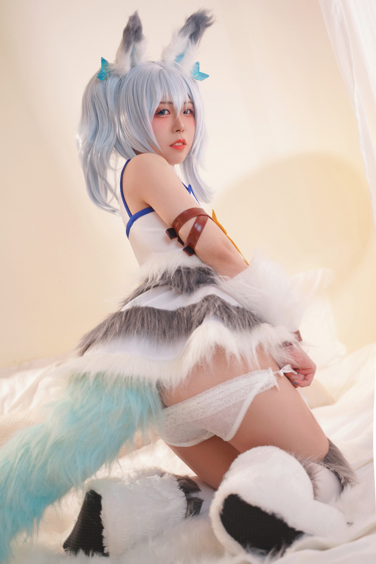 Xgyw.Net_微博美少女虎森森回复术士刹那主题私房床上性感服饰秀翘臀美腿迷人诱惑写真40P