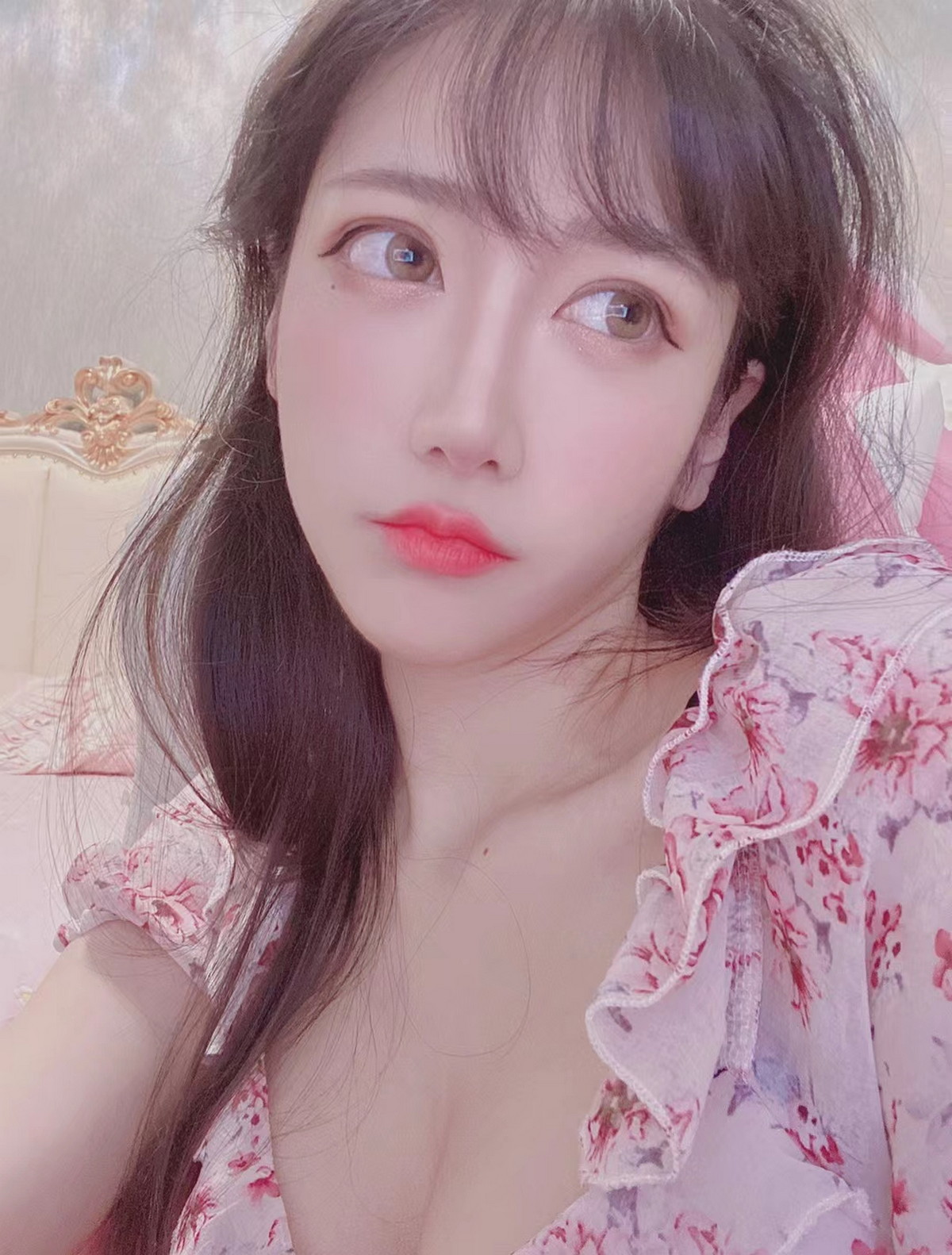 Xgyw.Net_人气Coser啾小妍合集主题私房性感服饰系列秀完美身材翘臀美腿迷人诱惑写真328P