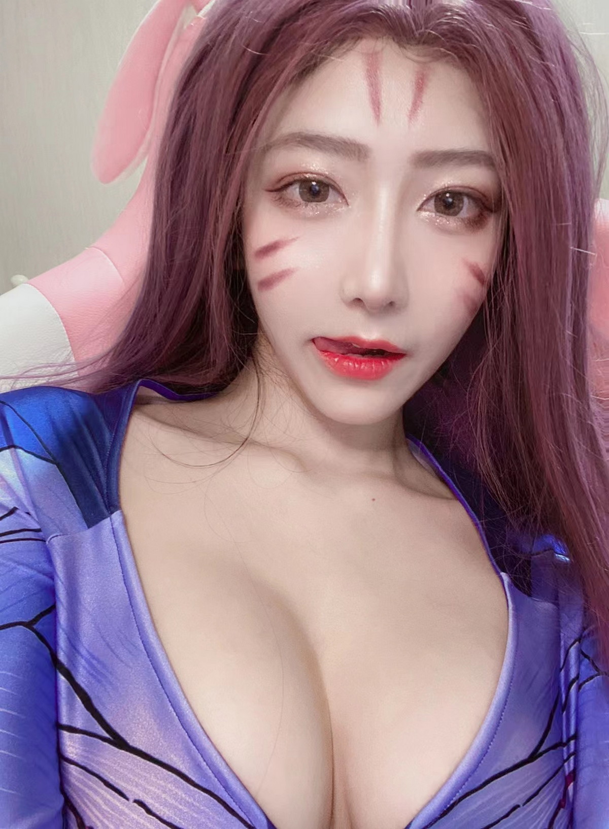 Xgyw.Net_人气Coser啾小妍合集主题私房性感服饰系列秀完美身材翘臀美腿迷人诱惑写真328P
