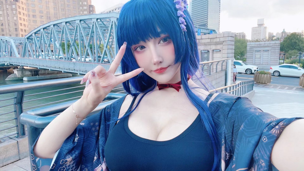 Xgyw.Net_人气Coser啾小妍合集主题私房性感服饰系列秀完美身材翘臀美腿迷人诱惑写真328P