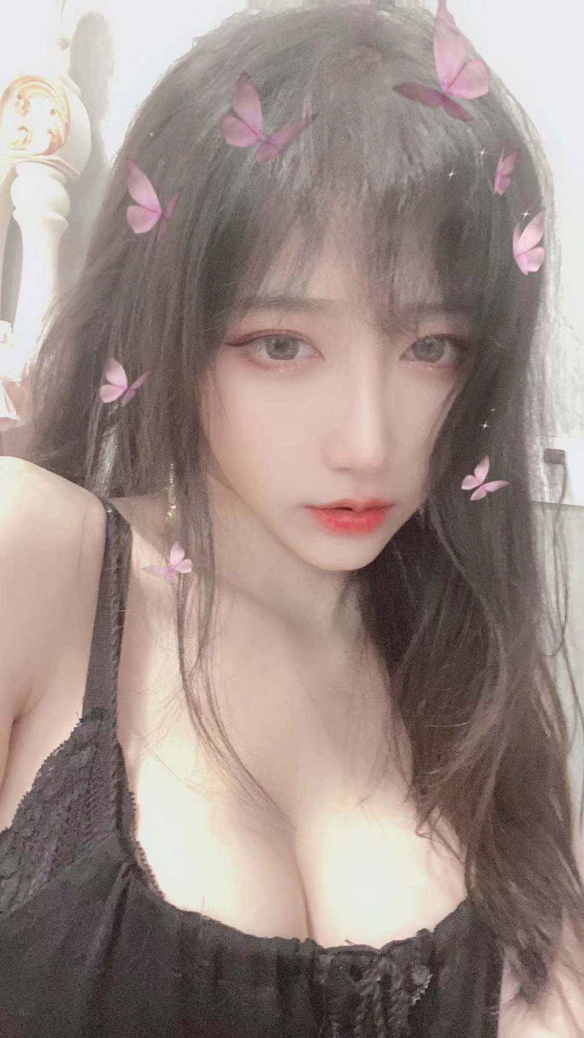 Xgyw.Net_人气Coser啾小妍合集主题私房性感服饰系列秀完美身材翘臀美腿迷人诱惑写真328P