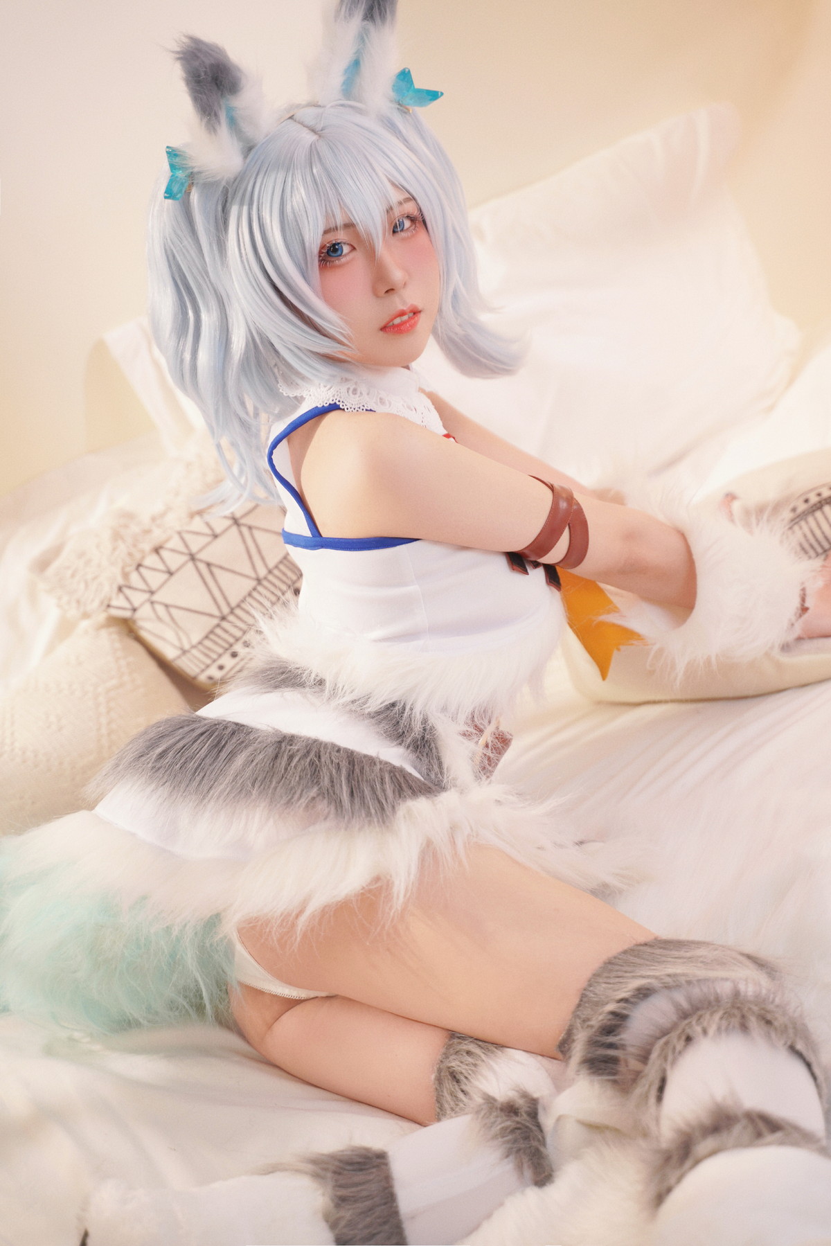 Xgyw.Net_微博美少女虎森森回复术士刹那主题私房床上性感服饰秀翘臀美腿迷人诱惑写真40P