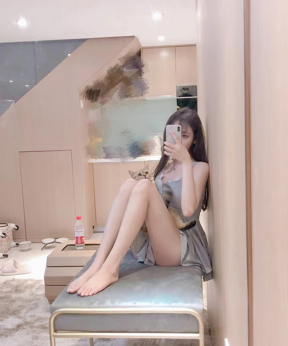 Xgyw.Net_人气Coser啾小妍合集主题私房性感服饰系列秀完美身材翘臀美腿迷人诱惑写真328P