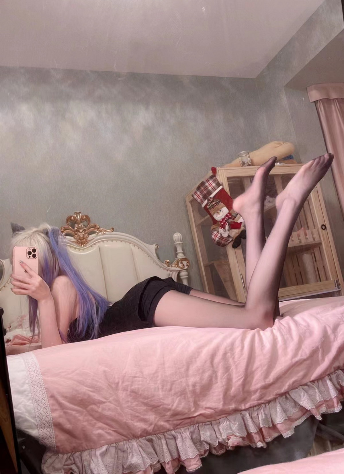 Xgyw.Net_人气Coser啾小妍合集主题私房性感服饰系列秀完美身材翘臀美腿迷人诱惑写真328P