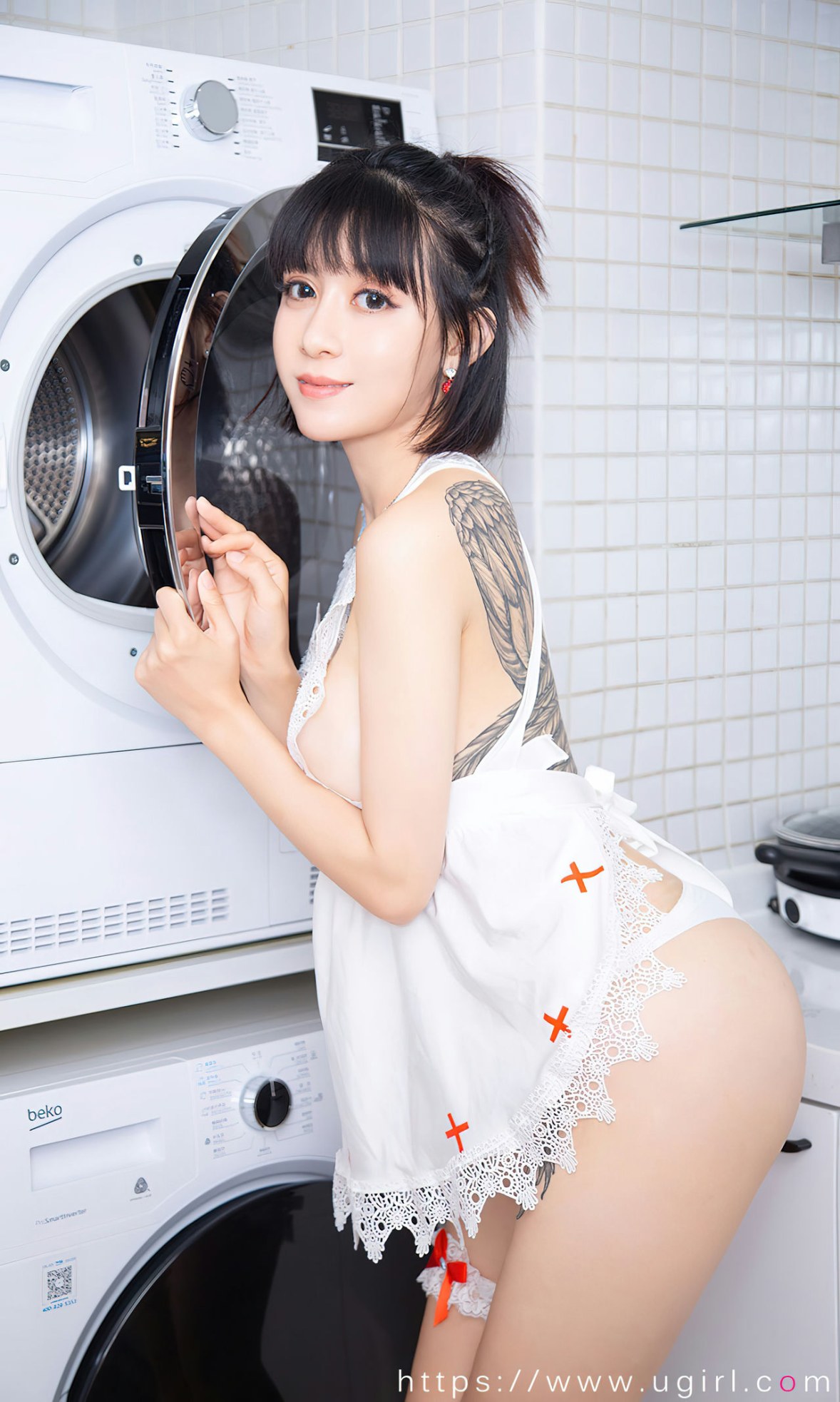 Xgyw.Net_[Ugirls爱尤物]No.2493_模特合集爱之朝暮主题模特艾小青等七大美女私房性感写真35P