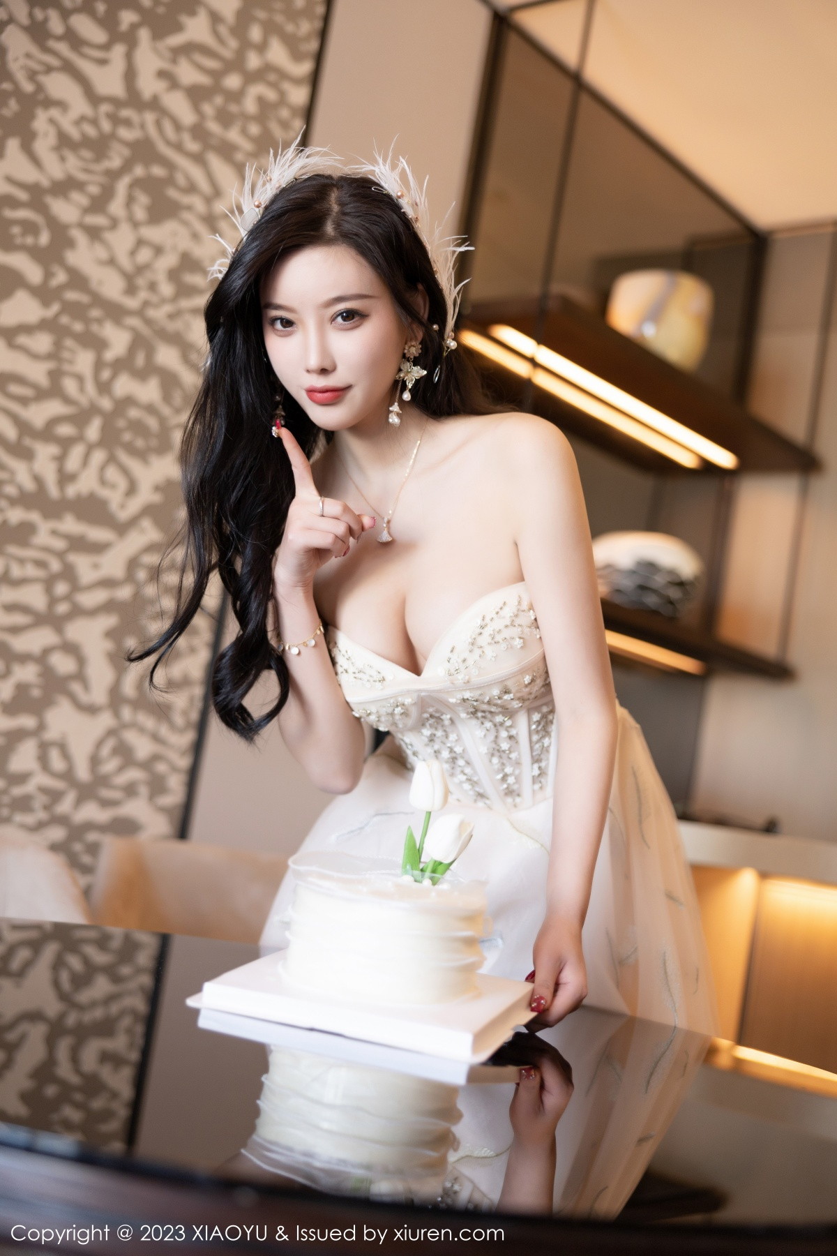 Xgyw.Net_[XiaoYu画语界]Vol.941_女神杨晨晨Yome生日主题脱连衣长裙露火辣身材极致诱惑写真120P