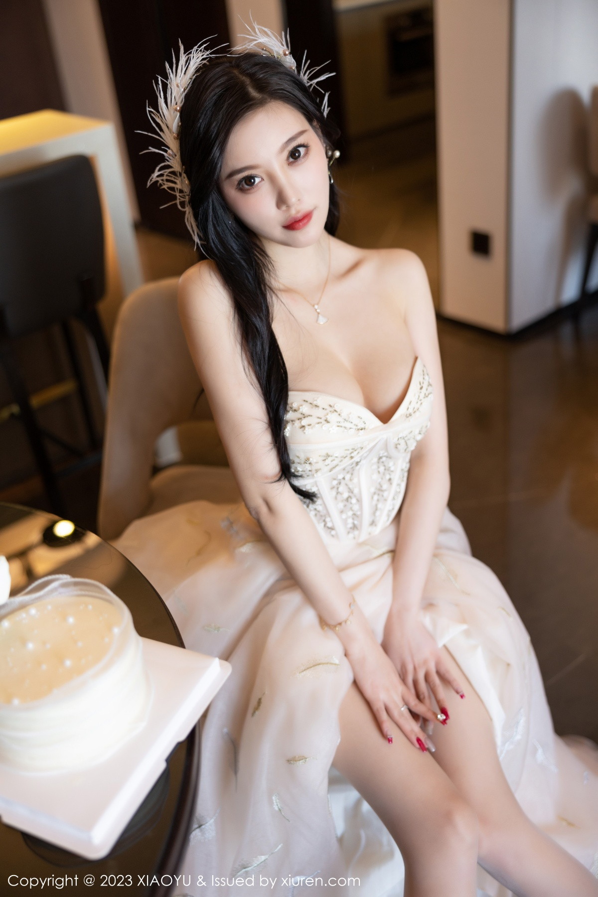 Xgyw.Net_[XiaoYu画语界]Vol.941_女神杨晨晨Yome生日主题脱连衣长裙露火辣身材极致诱惑写真120P