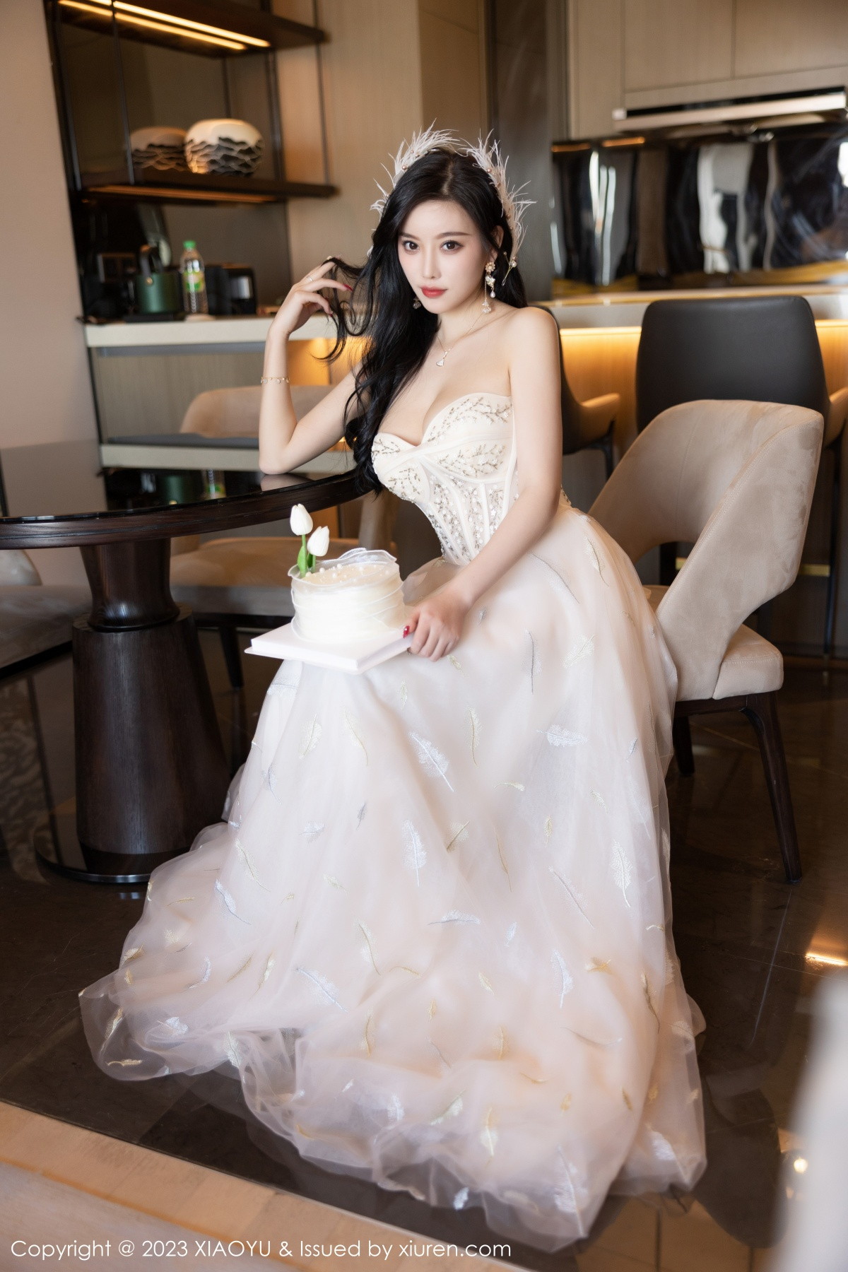 Xgyw.Net_[XiaoYu画语界]Vol.941_女神杨晨晨Yome生日主题脱连衣长裙露火辣身材极致诱惑写真120P