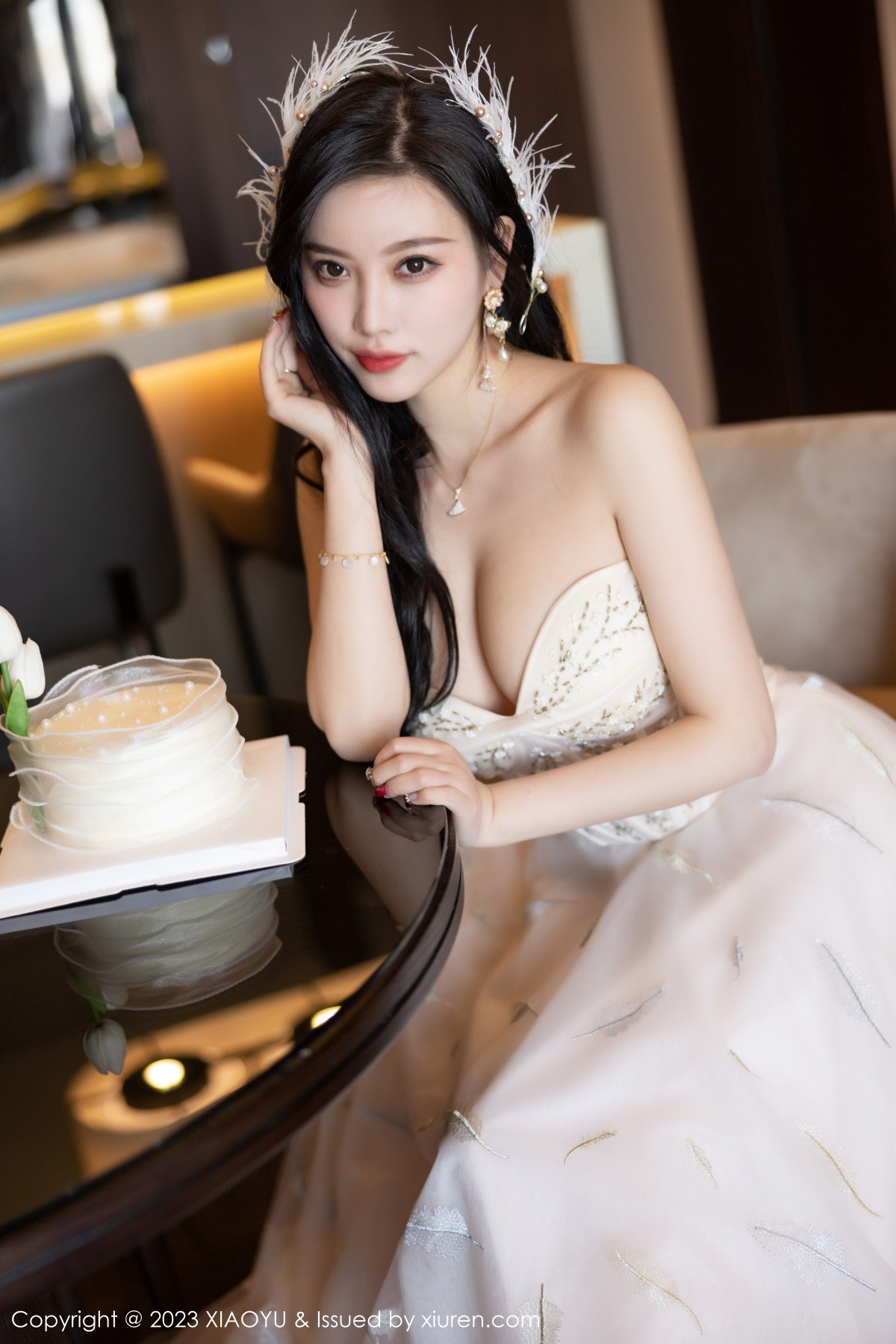 Xgyw.Net_[XiaoYu画语界]Vol.941_女神杨晨晨Yome生日主题脱连衣长裙露火辣身材极致诱惑写真120P