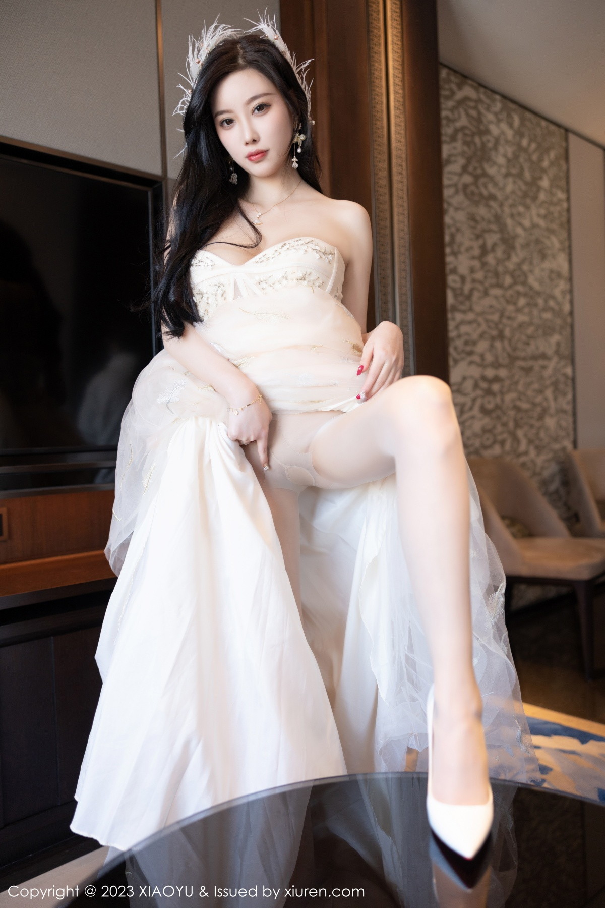 Xgyw.Net_[XiaoYu画语界]Vol.941_女神杨晨晨Yome生日主题脱连衣长裙露火辣身材极致诱惑写真120P
