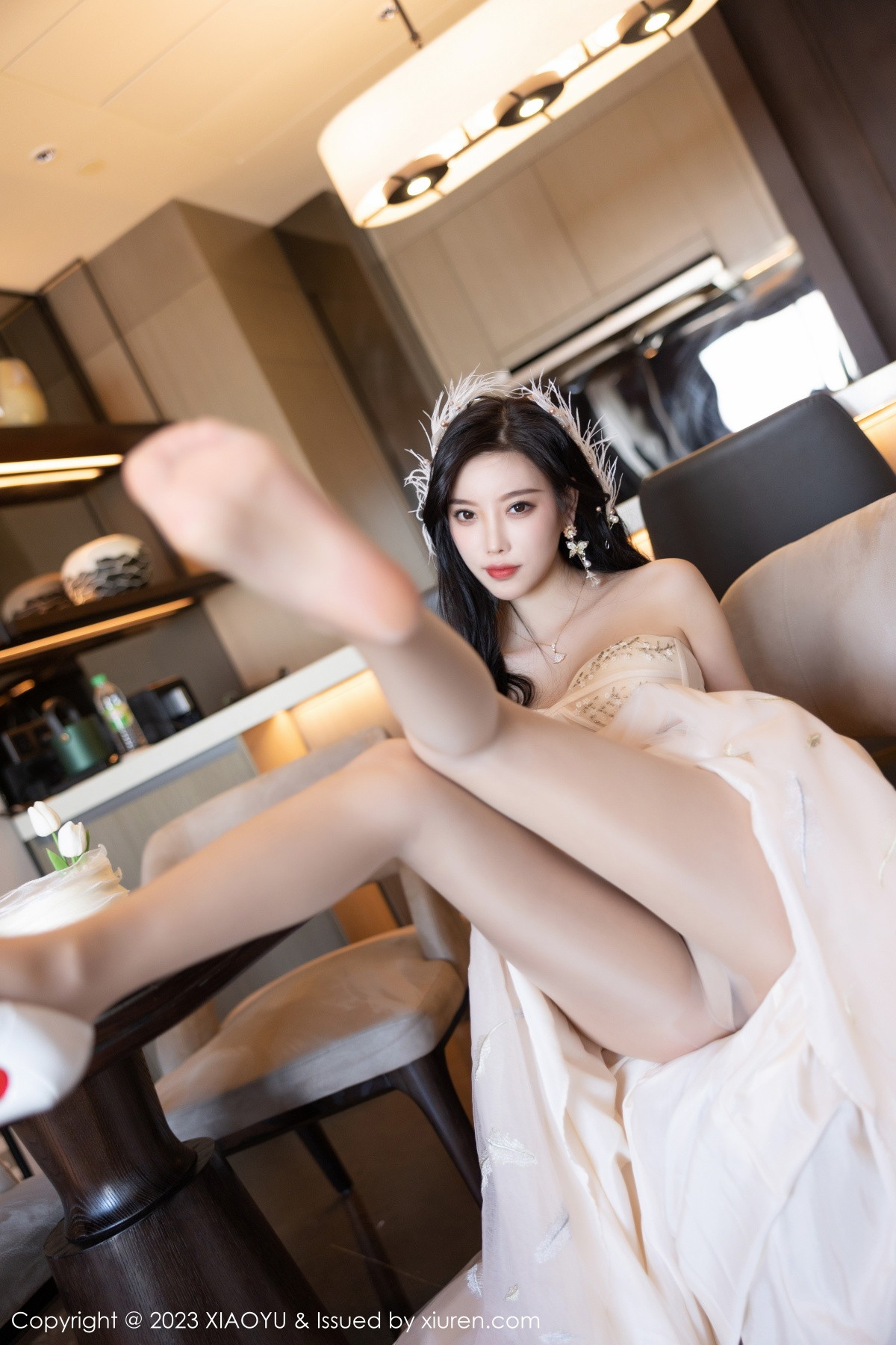 Xgyw.Net_[XiaoYu画语界]Vol.941_女神杨晨晨Yome生日主题脱连衣长裙露火辣身材极致诱惑写真120P
