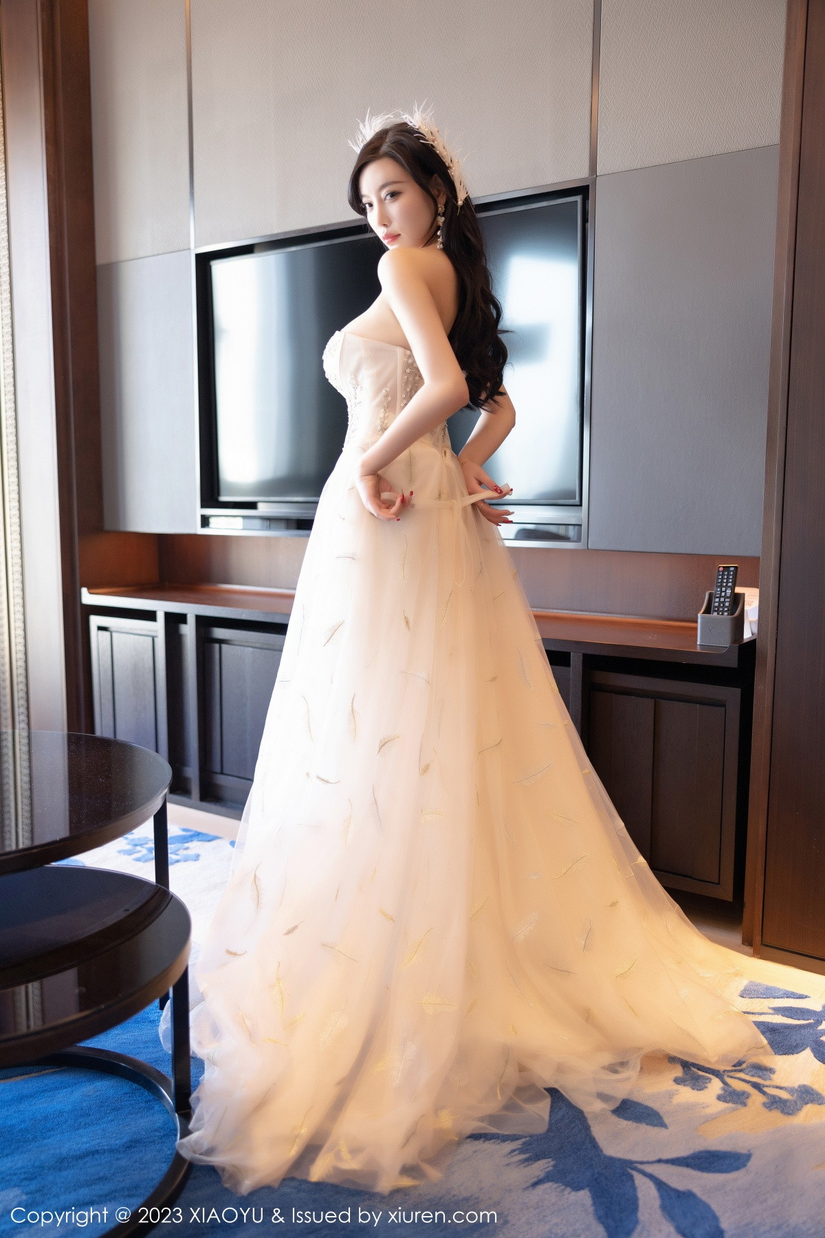 Xgyw.Net_[XiaoYu画语界]Vol.941_女神杨晨晨Yome生日主题脱连衣长裙露火辣身材极致诱惑写真120P