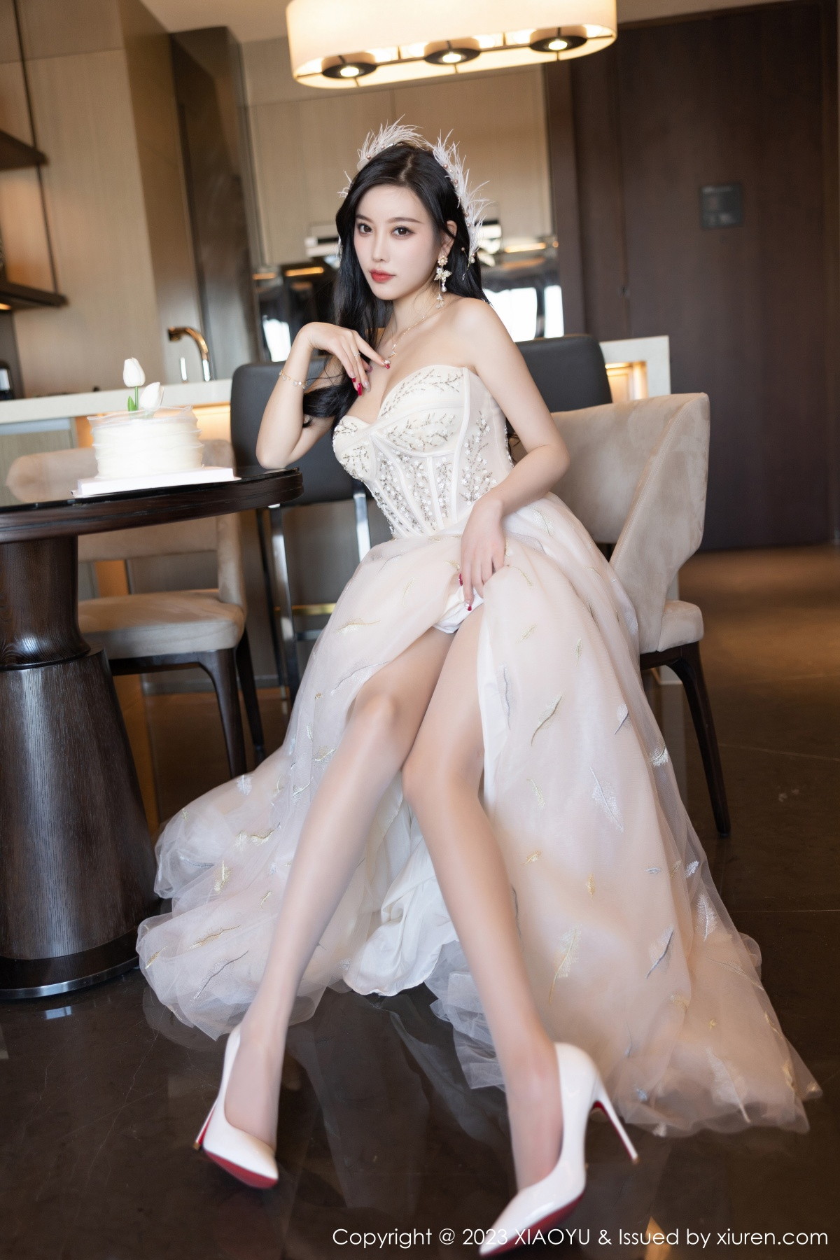 Xgyw.Net_[XiaoYu画语界]Vol.941_女神杨晨晨Yome生日主题脱连衣长裙露火辣身材极致诱惑写真120P