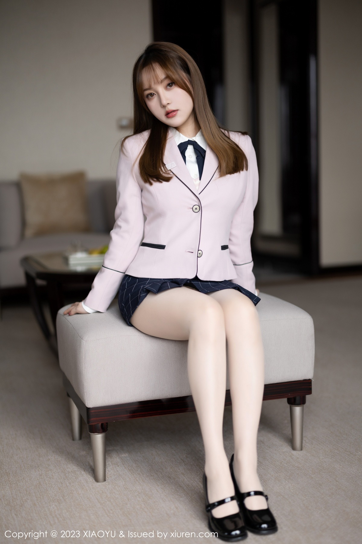 Xgyw.Net_[XiaoYu画语界]Vol.943_模特豆瓣酱半脱露性感白T配超薄无内肉丝秀丰满身材诱惑写真84P