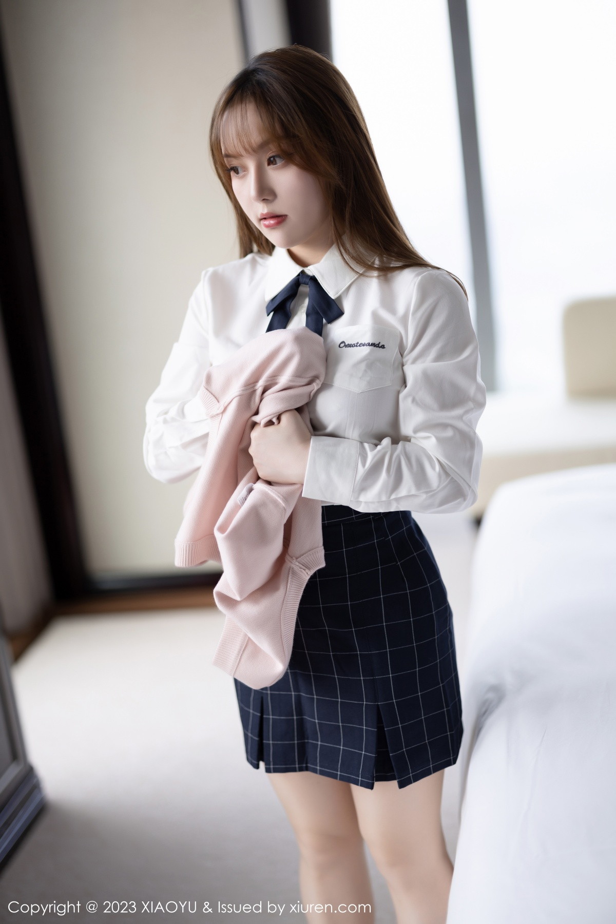 Xgyw.Net_[XiaoYu画语界]Vol.943_模特豆瓣酱半脱露性感白T配超薄无内肉丝秀丰满身材诱惑写真84P