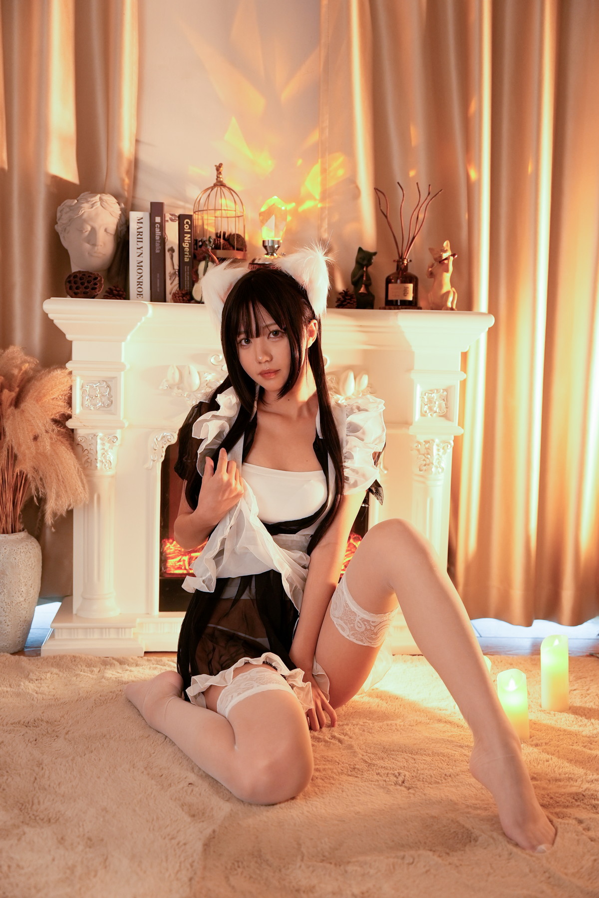 Xgyw.Net_网络美女豪歌透明女仆主题私房性感透明女仆装配白丝吊袜秀翘臀美腿诱惑写真60P