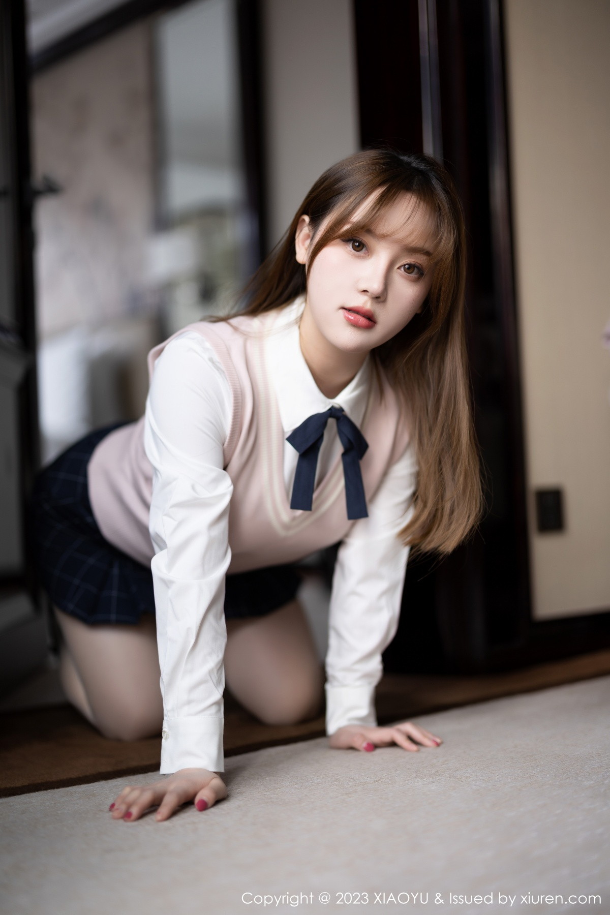 Xgyw.Net_[XiaoYu画语界]Vol.943_模特豆瓣酱半脱露性感白T配超薄无内肉丝秀丰满身材诱惑写真84P