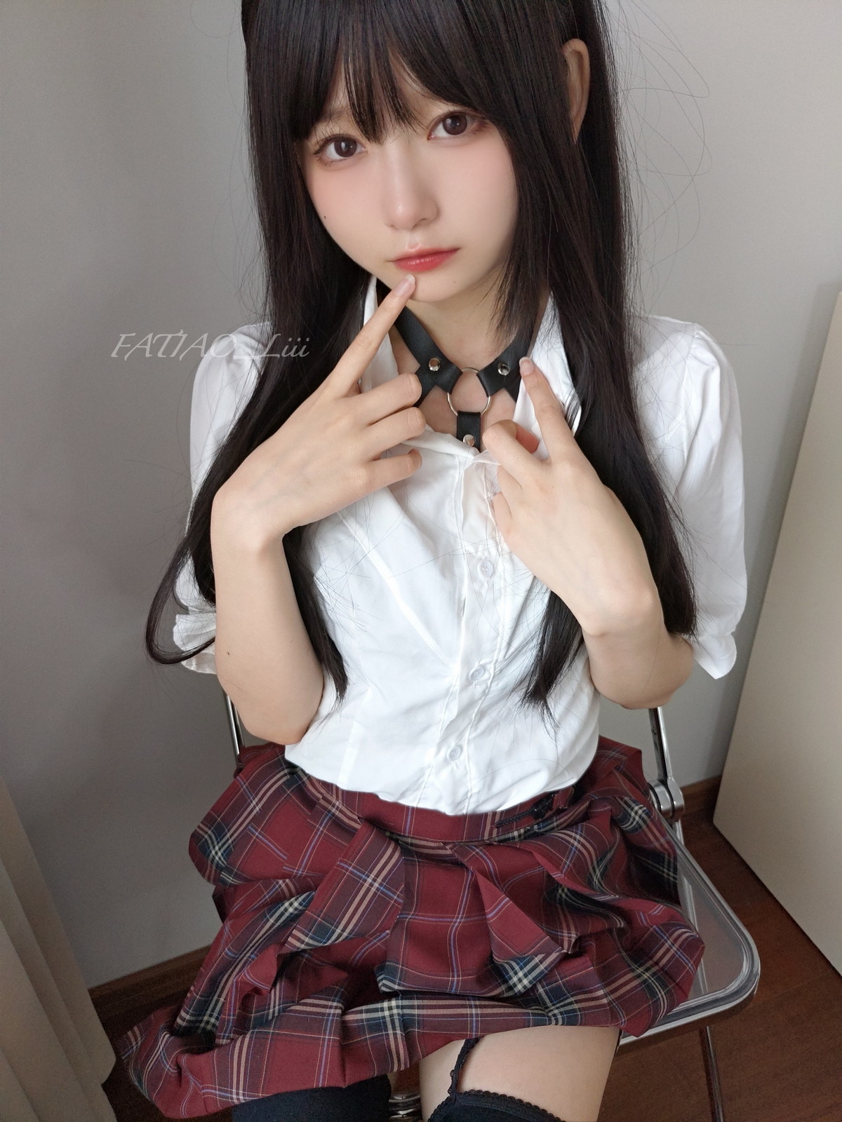 Xgyw.Net_网络美女迷之呆梨学姐黑丝诱惑主题私房脱JK制服露黑色蕾丝内衣撩人诱惑写真70P