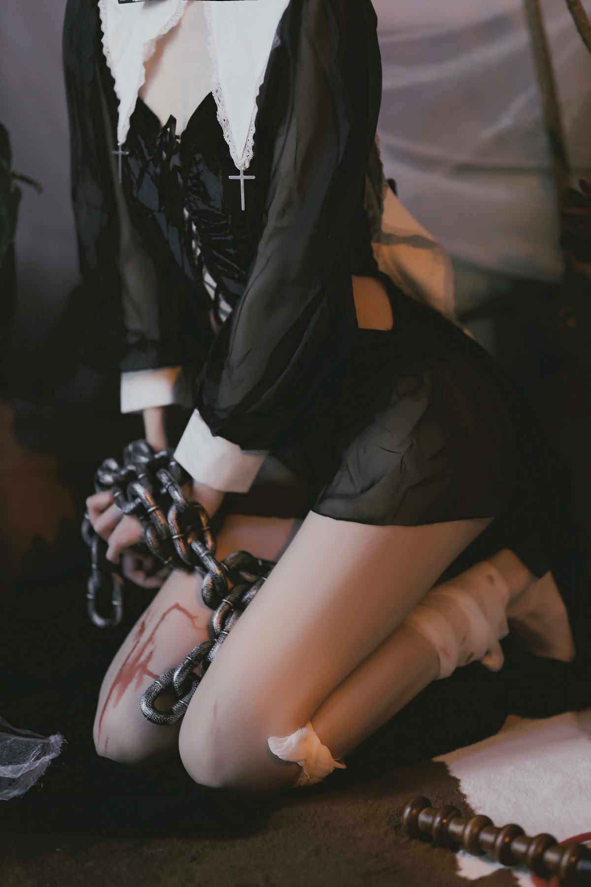 Xgyw.Net_网络美女许岚修女创作主题私房性感黑色修女服饰秀白嫩美腿撩人诱惑写真40P