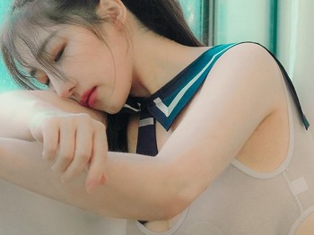 网络红人樱晚GiGi珍惜资源铃.声主题性感白色轻透薄纱贴身衣秀豪乳蜜桃臀骚扰写真22P