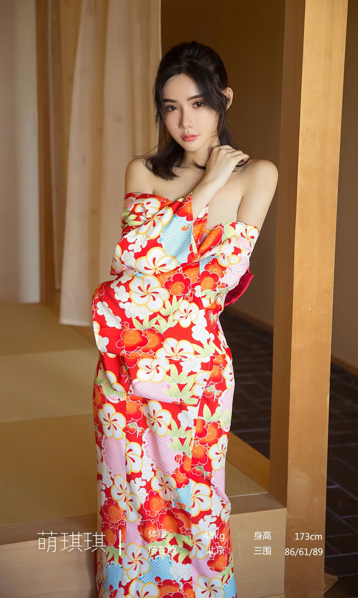 Xgyw.Net_[Ugirls爱尤物]No.2498_模特萌琪琪私房性感花色日系和服半脱秀白嫩肌肤迷人诱惑写真35P