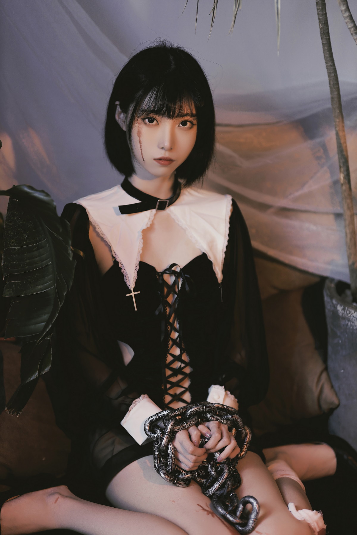 Xgyw.Net_网络美女许岚修女创作主题私房性感黑色修女服饰秀白嫩美腿撩人诱惑写真40P