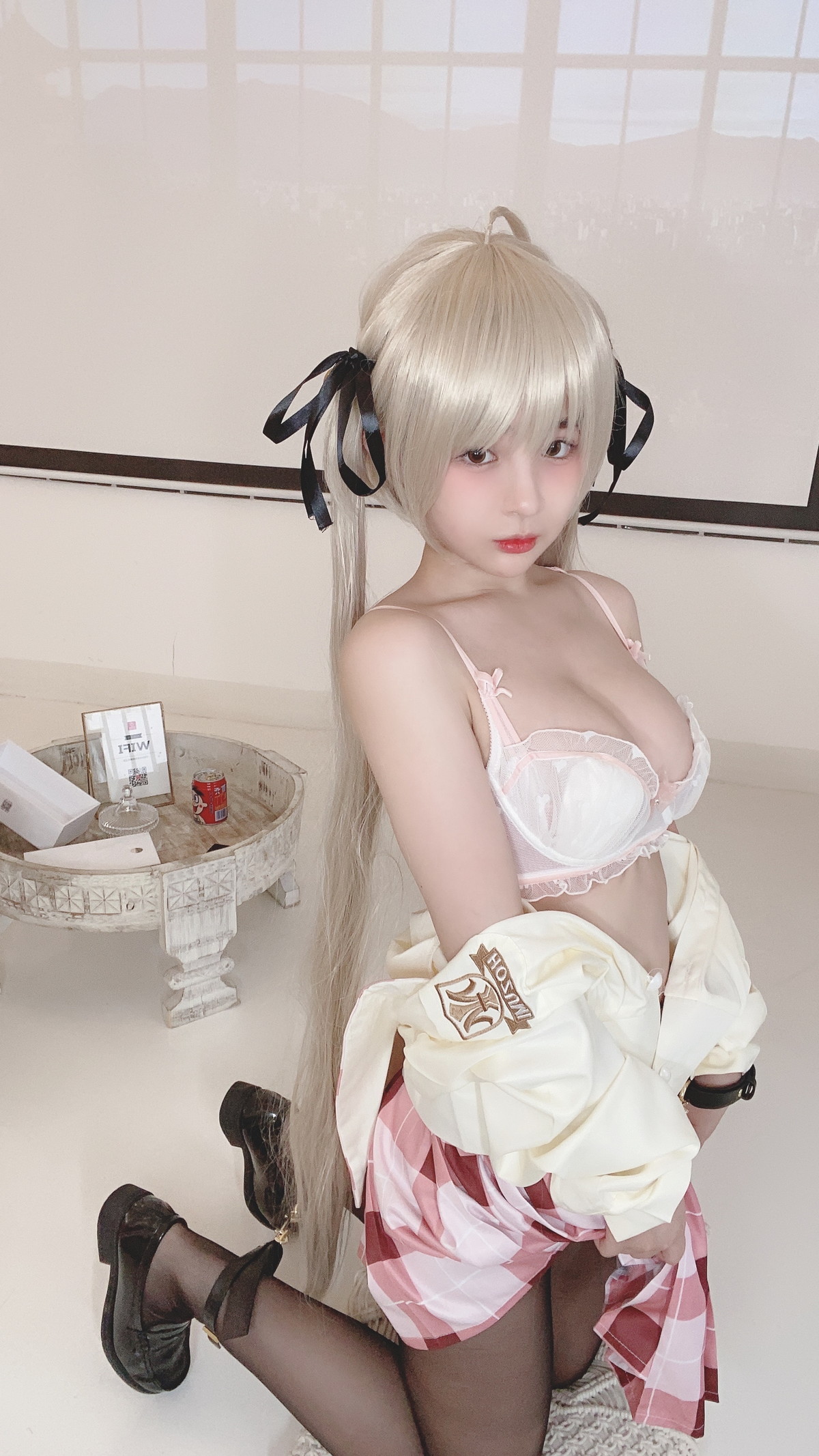 Xgyw.Net_网络美女桜井宁宁穹妹主题半脱露性感白色内衣配超薄黑丝秀翘臀美腿诱惑写真99P