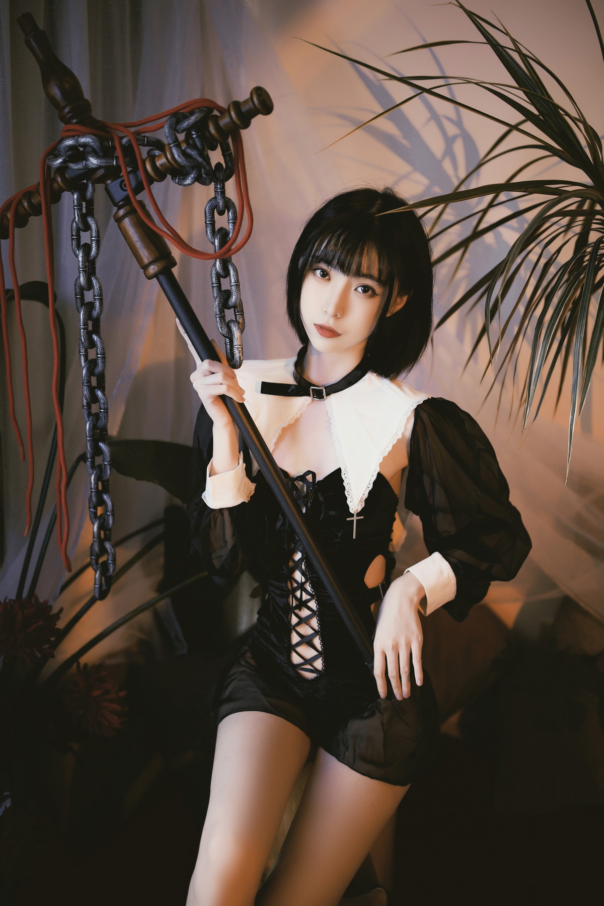 Xgyw.Net_网络美女许岚修女创作主题私房性感黑色修女服饰秀白嫩美腿撩人诱惑写真40P