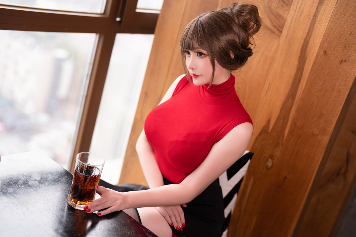 Xgyw.Net_Coser小姐姐星之迟迟约会OL主题私房红色情趣捆绑露豪乳血滴子遮点诱惑写真136P