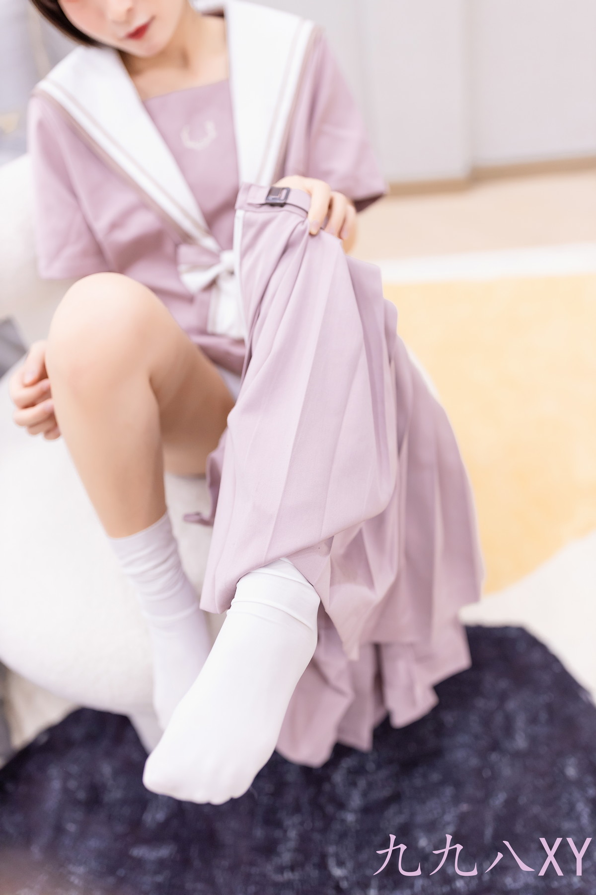 Xgyw.Net_动漫博主九九八XY大灰狼主题私房性感学生制服半撩短裙露翘臀美腿诱惑写真53P