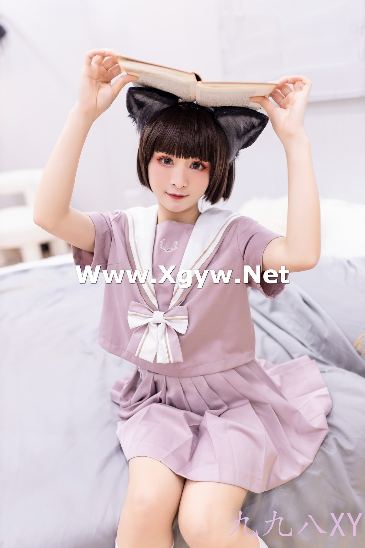 Xgyw.Net_动漫博主九九八XY大灰狼主题私房性感学生制服半撩短裙露翘臀美腿诱惑写真53P