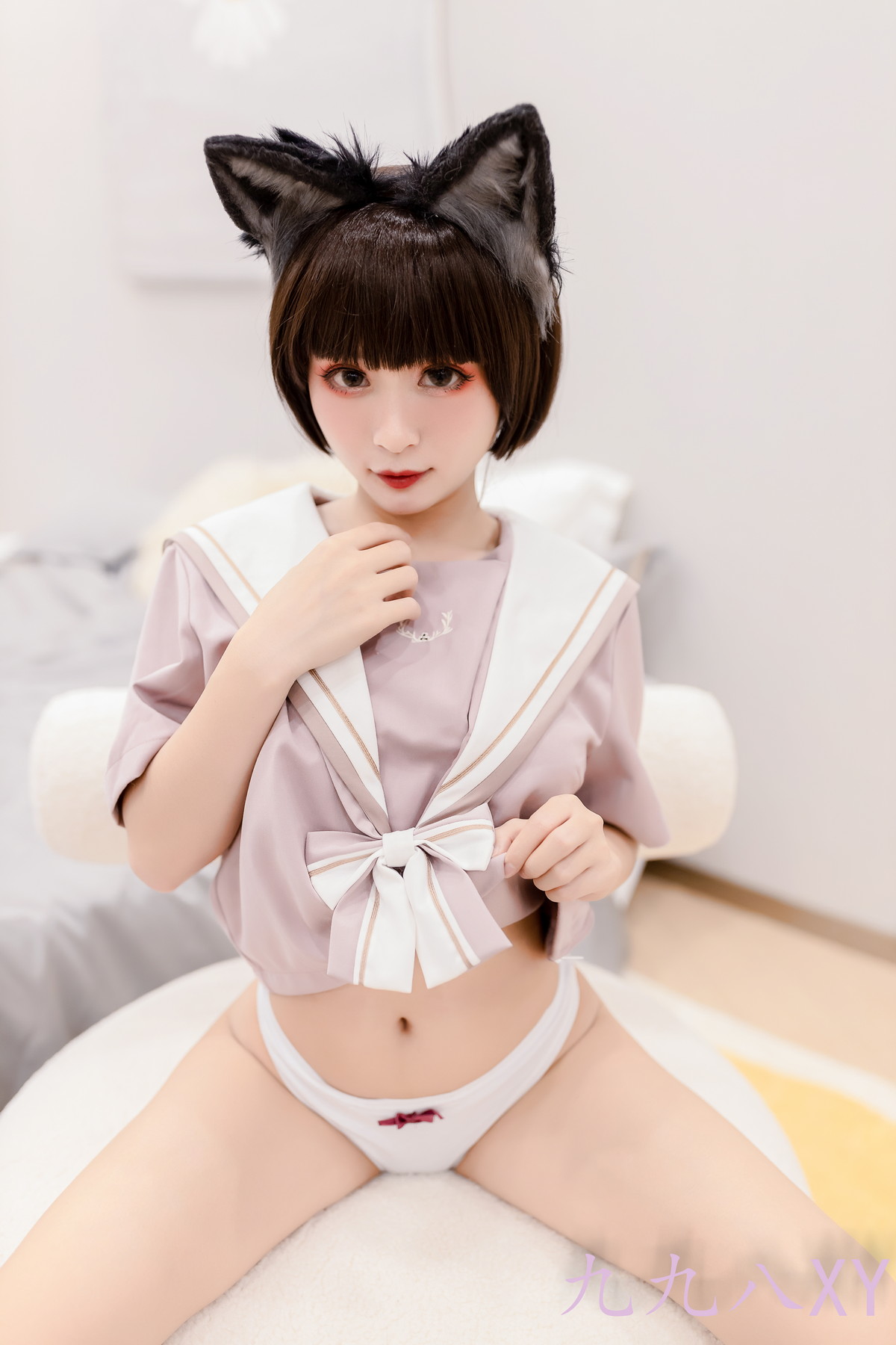 Xgyw.Net_动漫博主九九八XY大灰狼主题私房性感学生制服半撩短裙露翘臀美腿诱惑写真53P