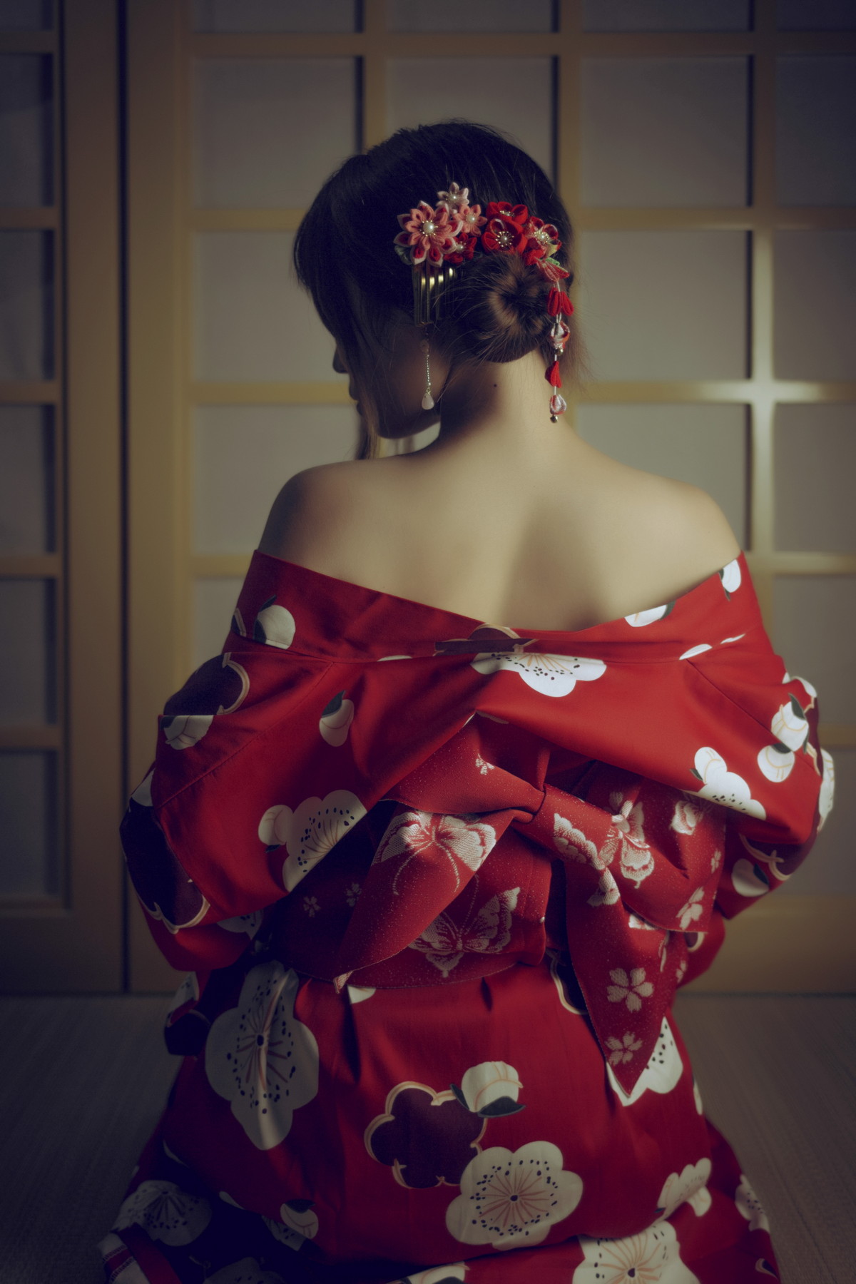Xgyw.Net_网络美女白易子教主H系合集主题私房多套性感服饰秀曼妙身姿迷人诱惑写真130P