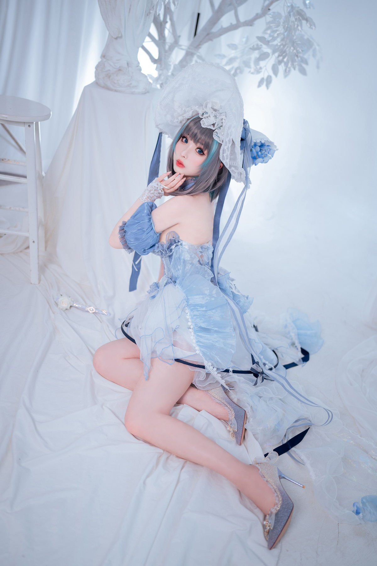Xgyw.Net_网络美女rioko凉凉子柴郡冰雪公主主题性感薄纱裙露白色内衣秀完美身材诱惑写真40P