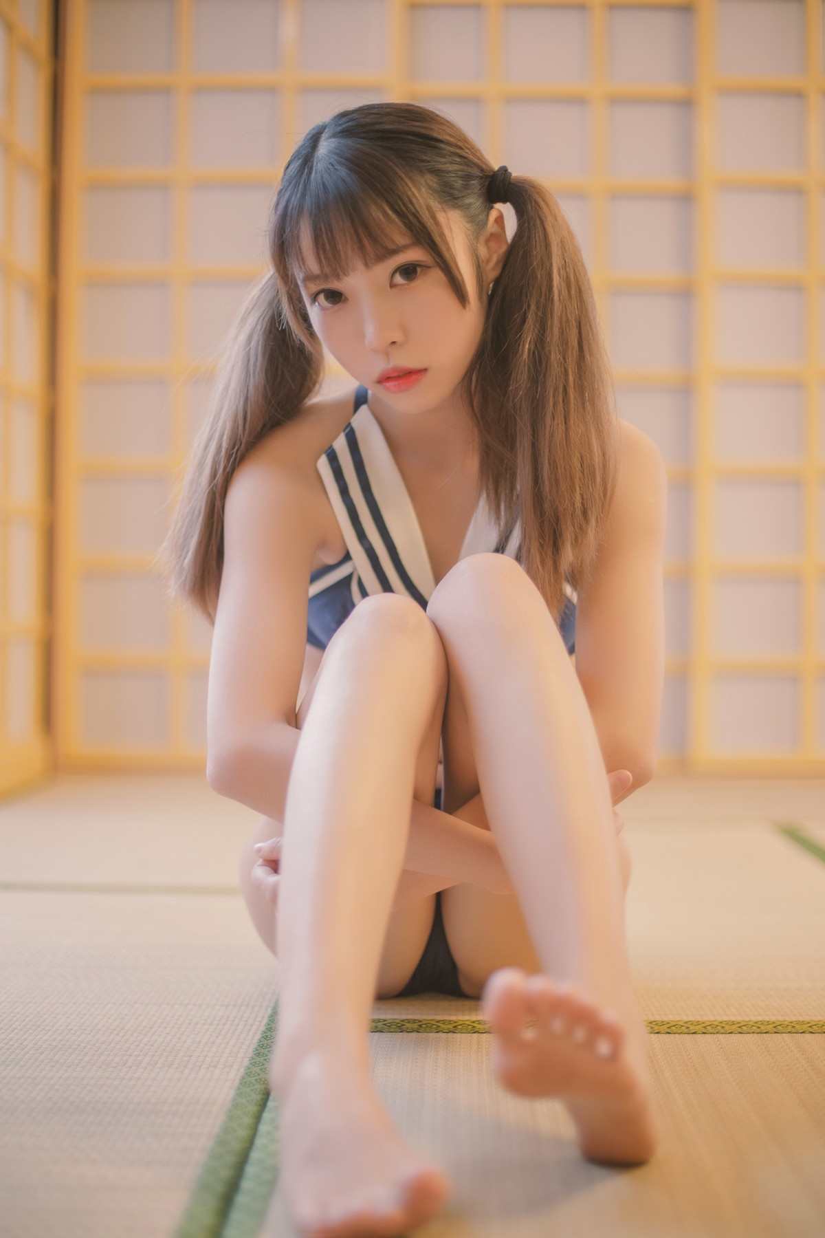 Xgyw.Net_网络美女白易子教主H系合集主题私房多套性感服饰秀曼妙身姿迷人诱惑写真130P