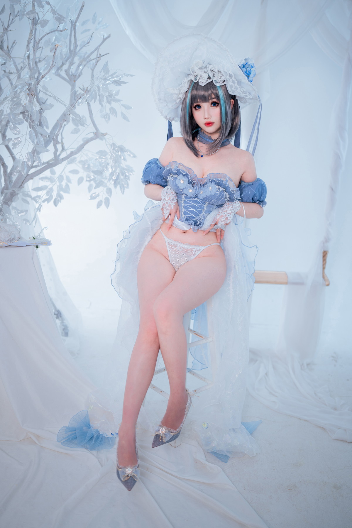 Xgyw.Net_网络美女rioko凉凉子柴郡冰雪公主主题性感薄纱裙露白色内衣秀完美身材诱惑写真40P