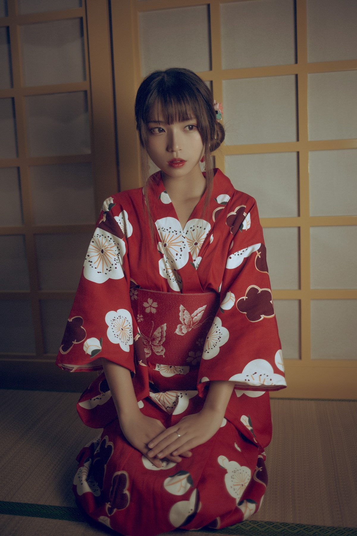 Xgyw.Net_网络美女白易子教主H系合集主题私房多套性感服饰秀曼妙身姿迷人诱惑写真130P